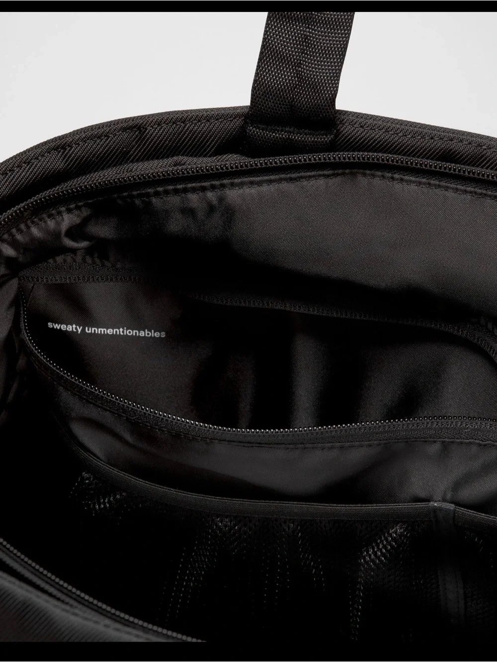 NWT lululemon City essential bag Color Black